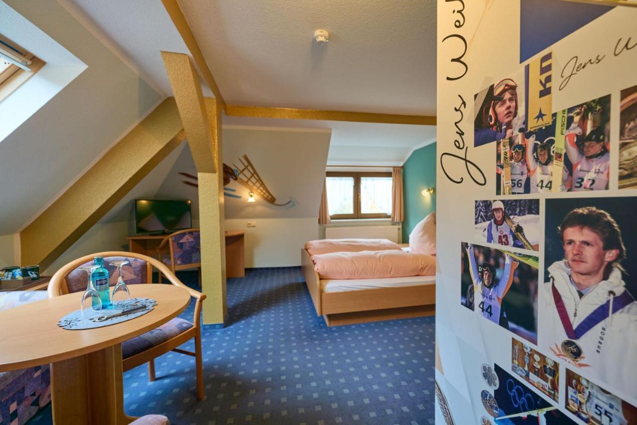 Hotel Vierenstrasse Neudorf  Zewnętrze zdjęcie