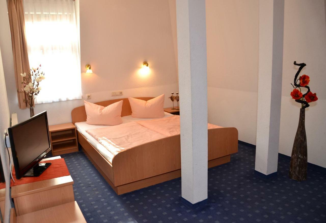Hotel Vierenstrasse Neudorf  Zewnętrze zdjęcie